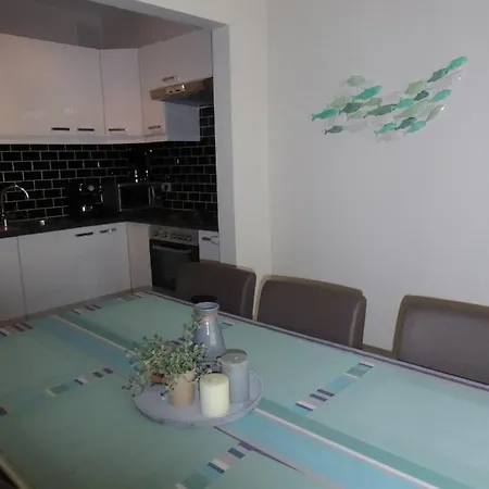 Luxurious T3 Garage, View On The Noordzee, 2-6 P Baby In Plein Center * Ostend